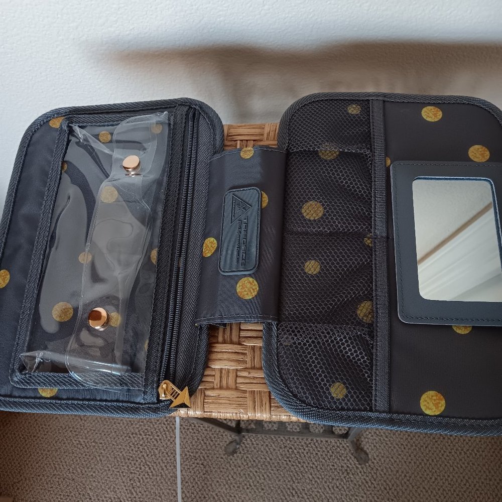Triforce Beauty Case Insert